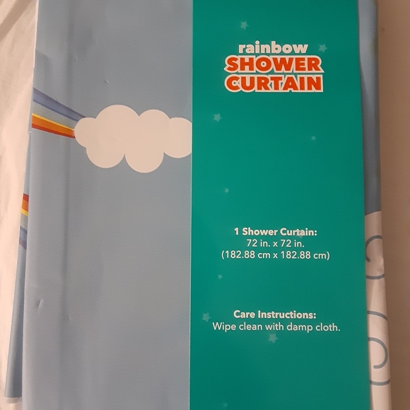 Rainbows and clouds Shower curtain - Picture 3 of 3